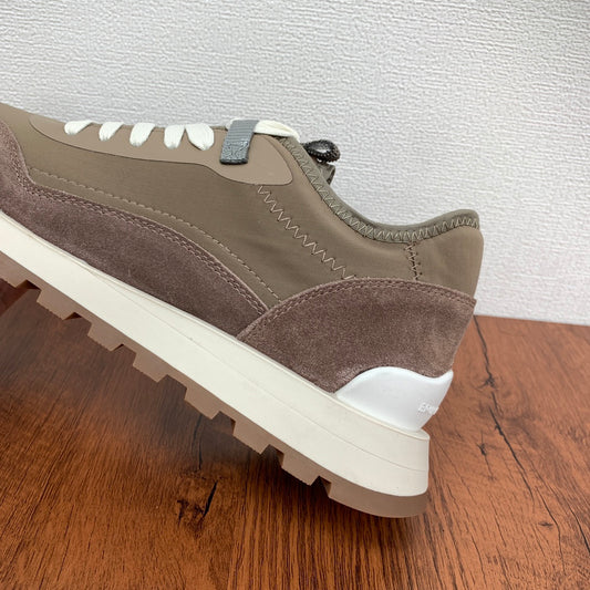 Durable Outdoor Grip Sole Sneakers