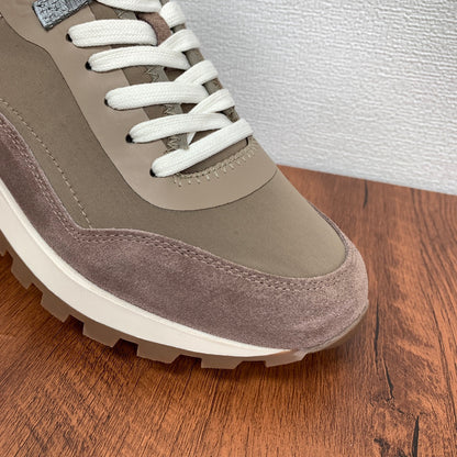 Durable Outdoor Grip Sole Sneakers